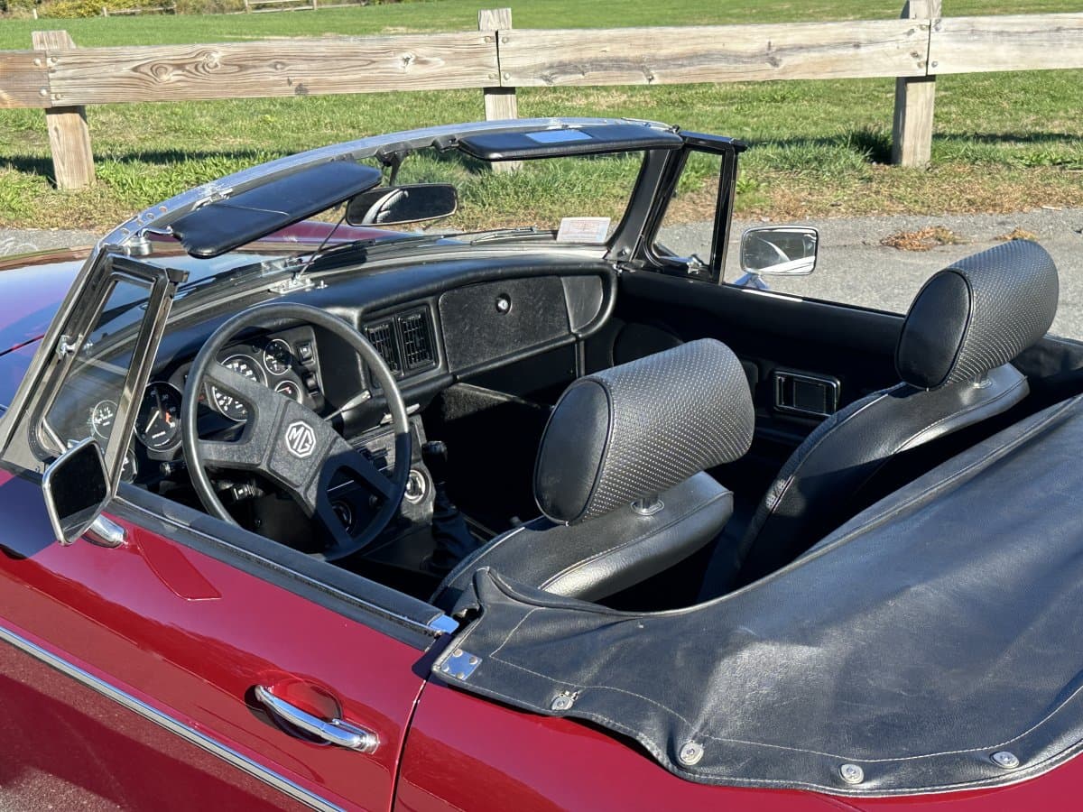 1978 MG MGB Roadster thumbnail 25