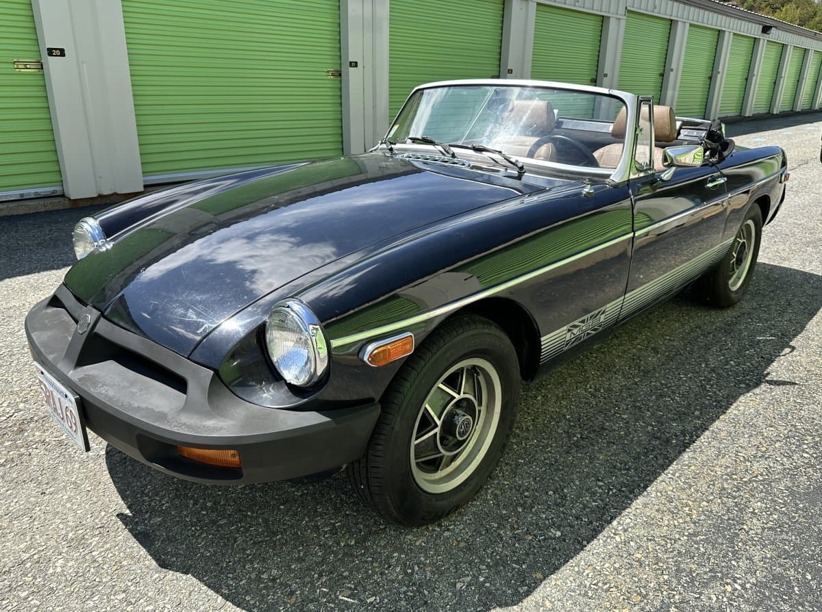 1980 MG MGB Roadster — photo 1