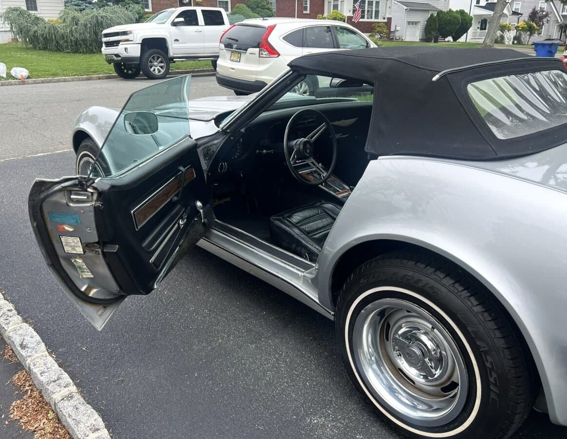 1973 Chevrolet Corvette Stingray Convertible thumbnail 22