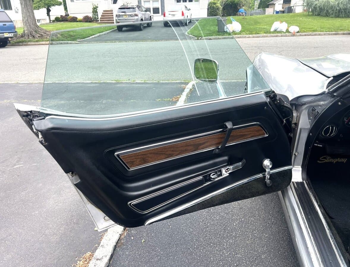 1973 Chevrolet Corvette Stingray Convertible thumbnail 23