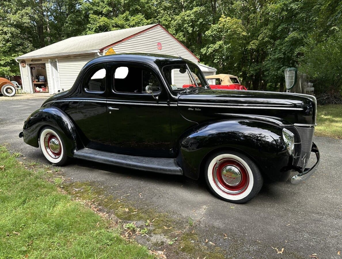 1940 Ford Deluxe Coupe Street Rod thumbnail 4