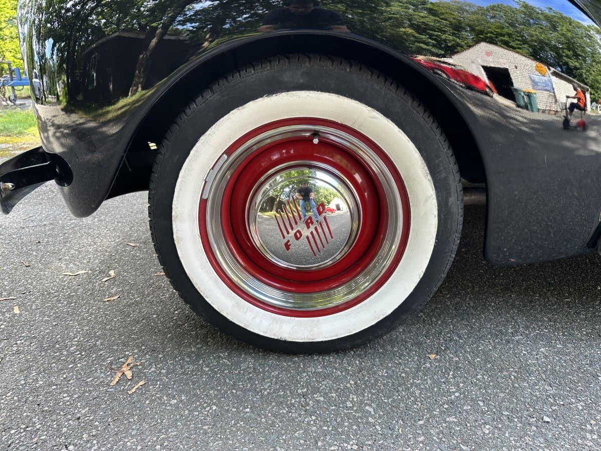 1940 Ford Deluxe Coupe Street Rod thumbnail 17