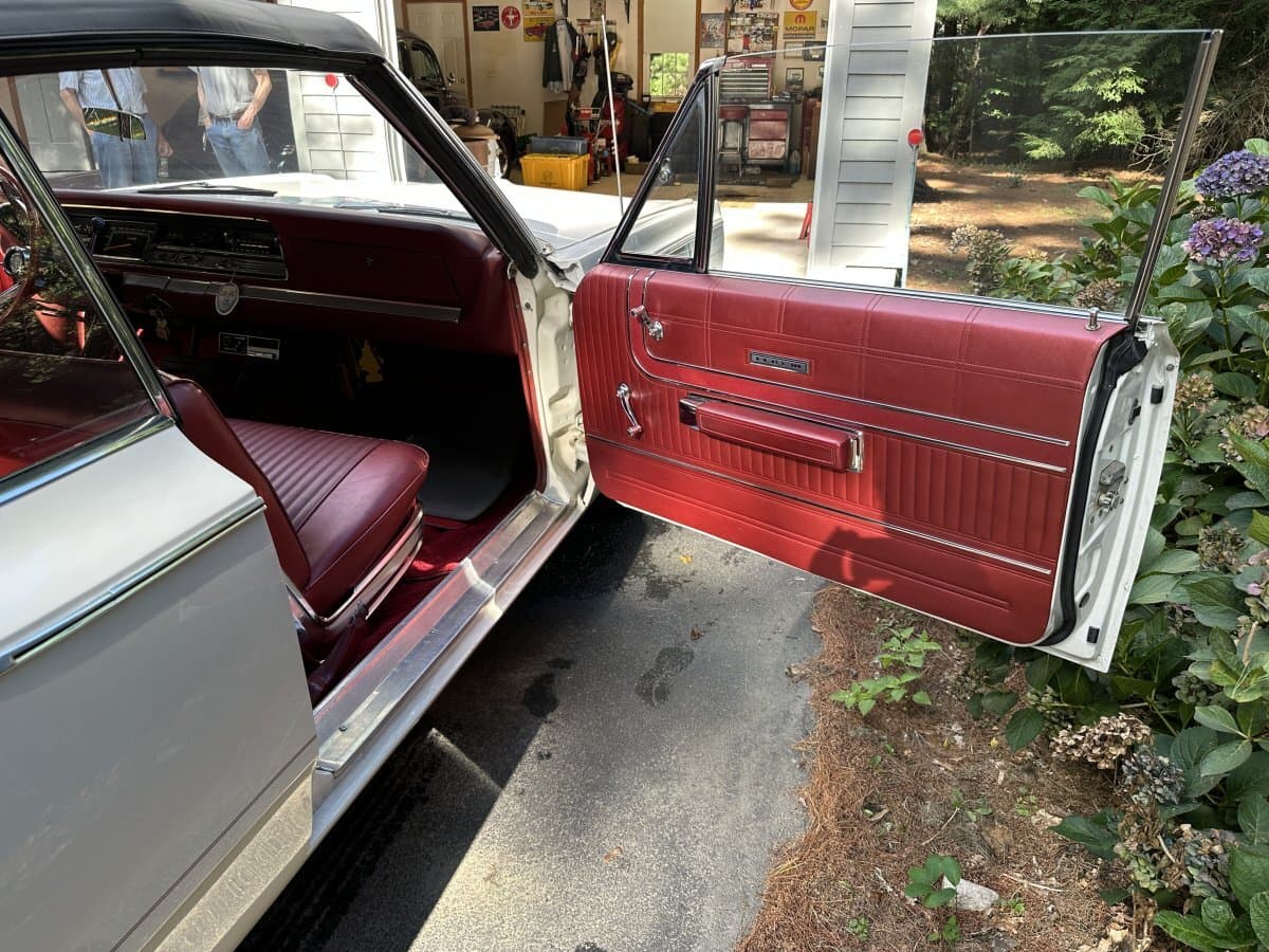 1967 Plymouth Fury III Convertible thumbnail 28
