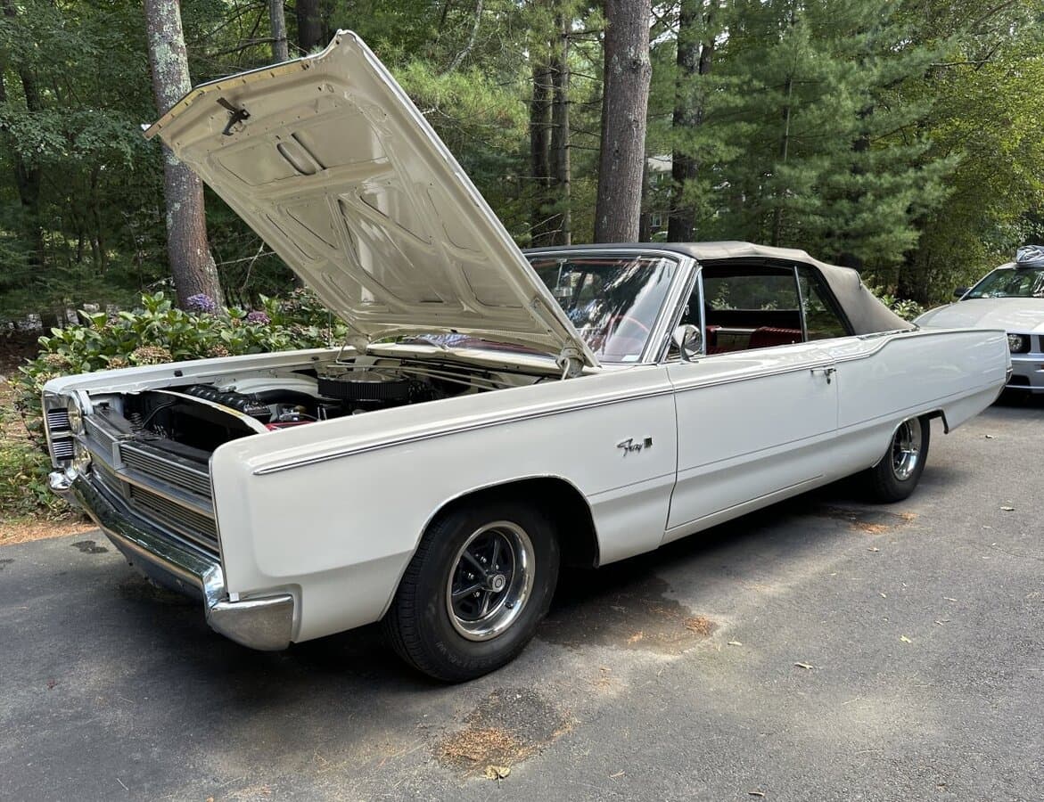 1967 Plymouth Fury III Convertible thumbnail 10