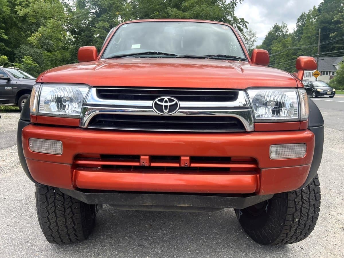 1997 Toyota Hilux Surf thumbnail 4