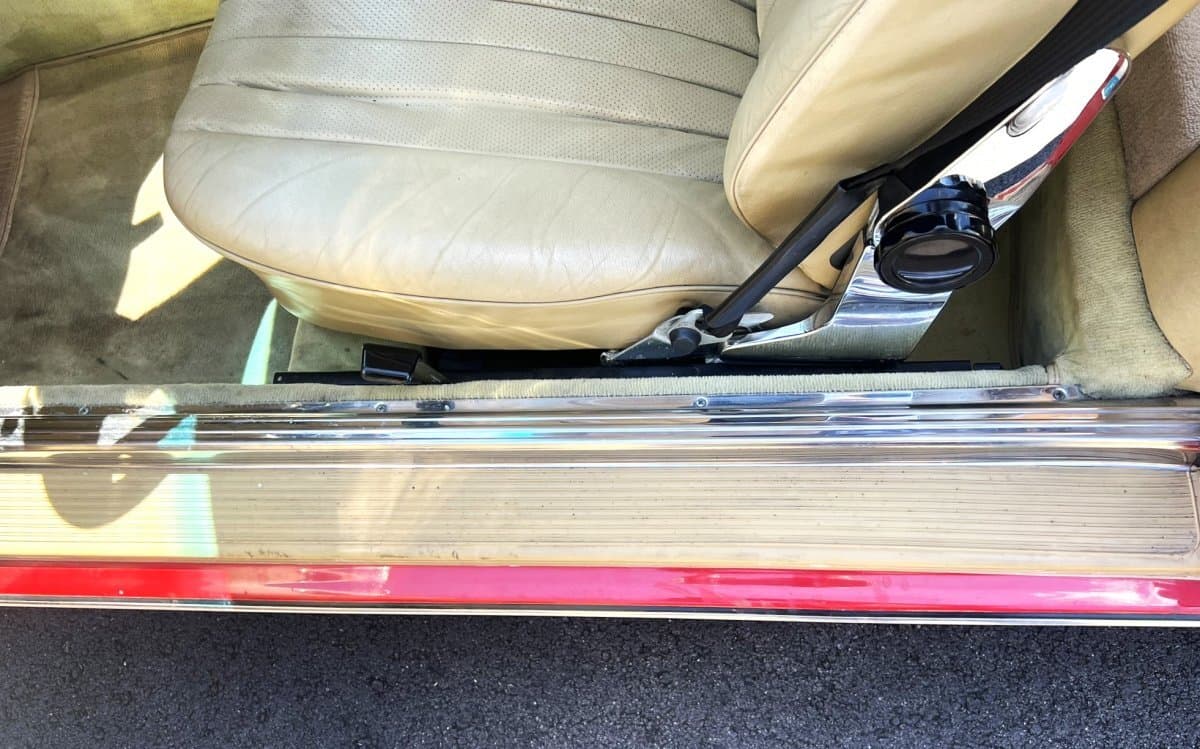 1983 Mercedes 380 SL Convertible thumbnail 24