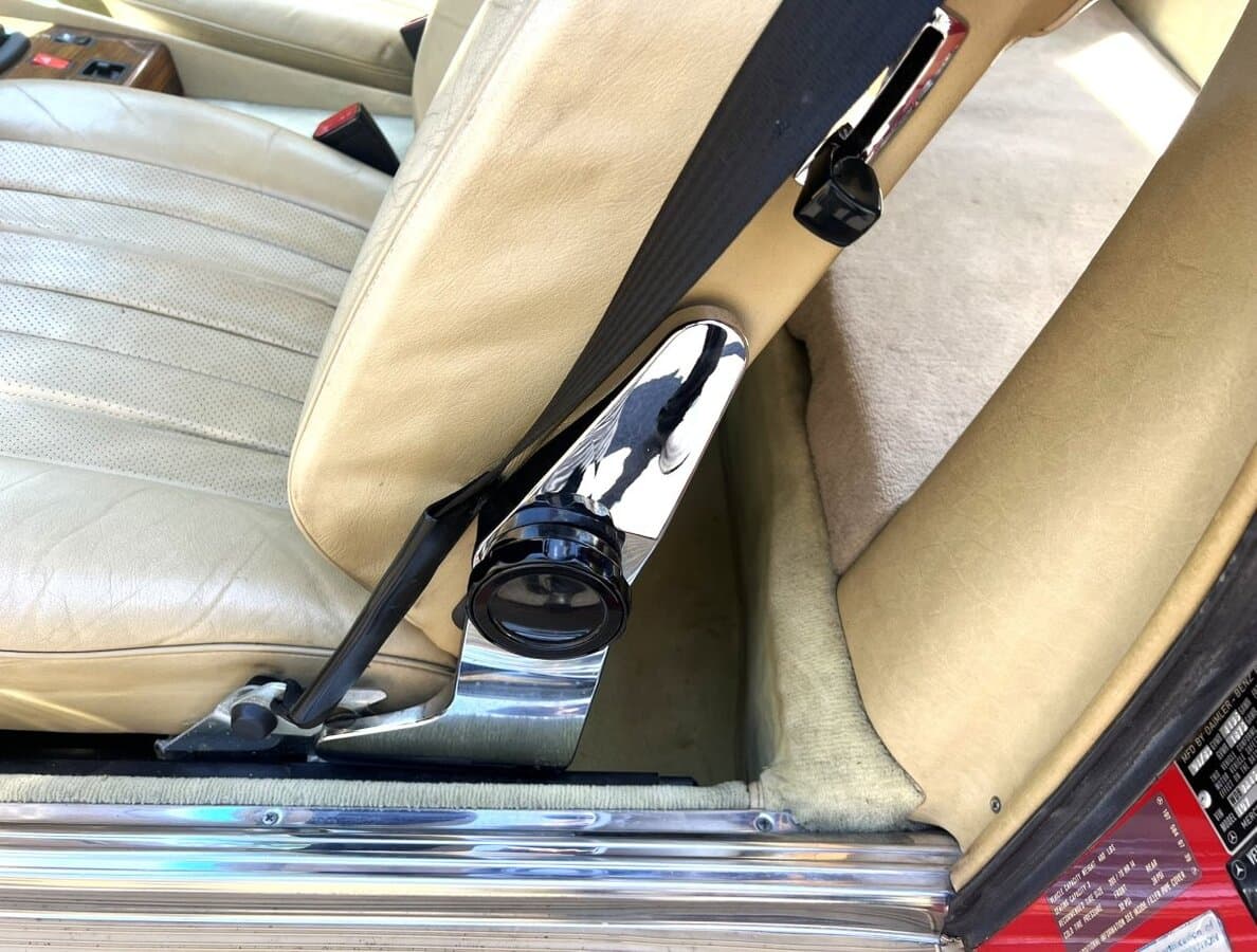 1983 Mercedes 380 SL Convertible thumbnail 25