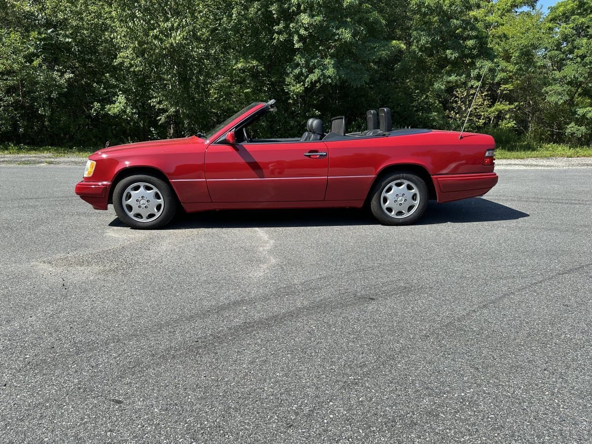 1994 Mercedes E320 Cabriolet thumbnail 29