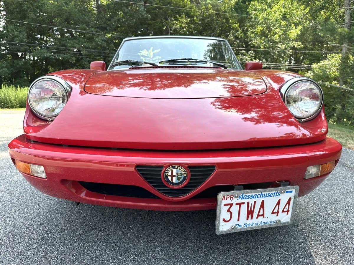 1991 Alfa Romeo Spider Convertible thumbnail 8