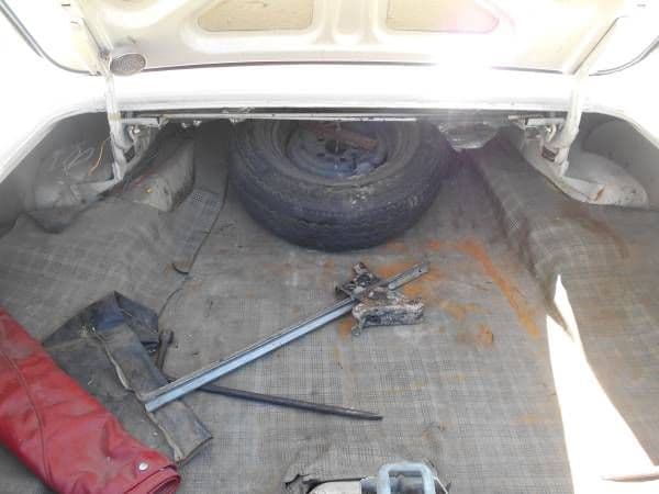 1961 Ford Galaxie Sunliner thumbnail 17