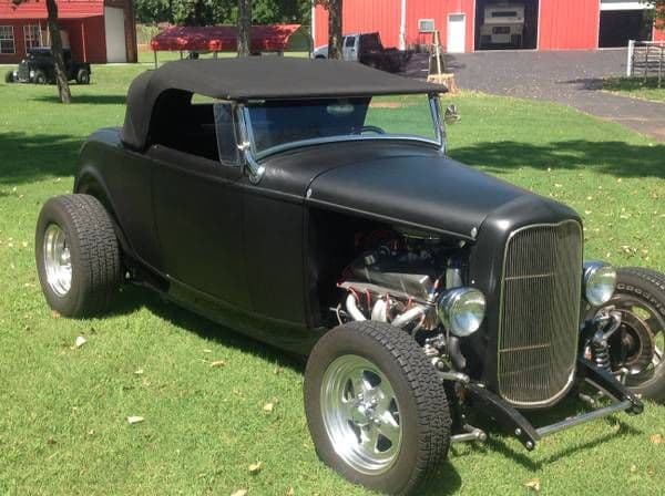 1932 Ford Roadster thumbnail 6