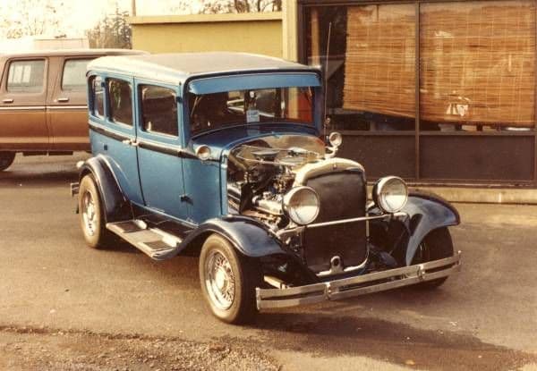1930 Plymouth Sedan — photo 1