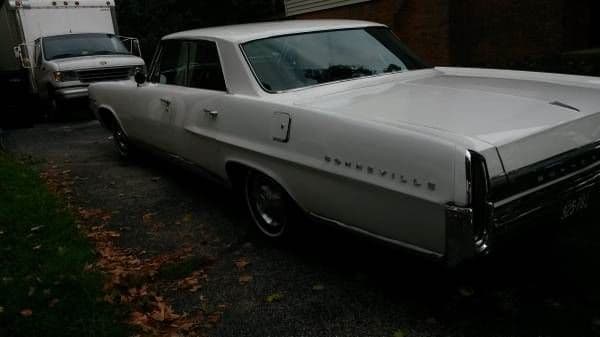 1964 Pontiac Bonneville thumbnail 3