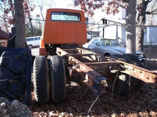 1979 Ford F700 thumbnail 3
