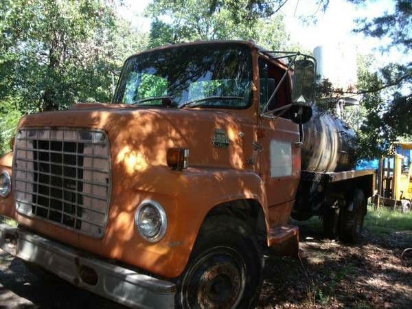 1979 Ford F700 thumbnail 4