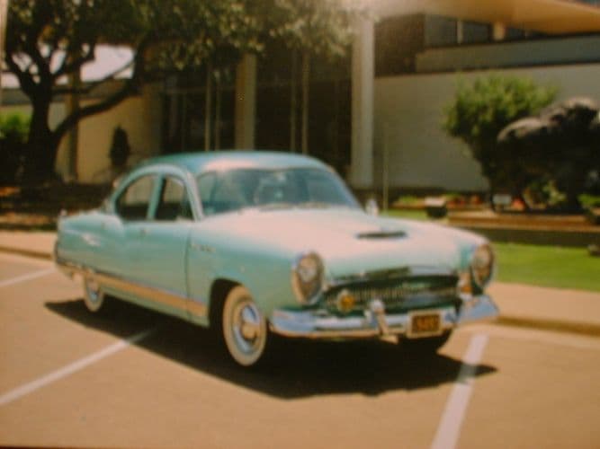 1954 Kaiser Manhattan — photo 1