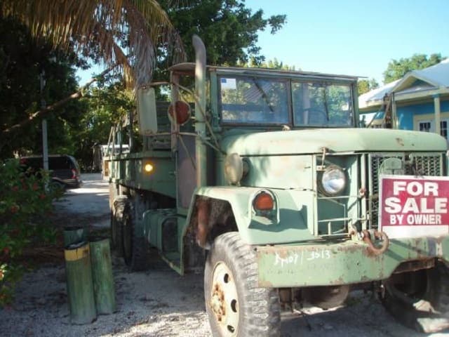 1973 Military Truck — photo 1