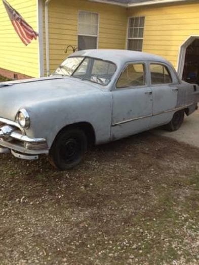1951 Ford 4 Door Sedan thumbnail 3