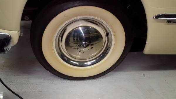 1949 Ford Custom Convertible thumbnail 13