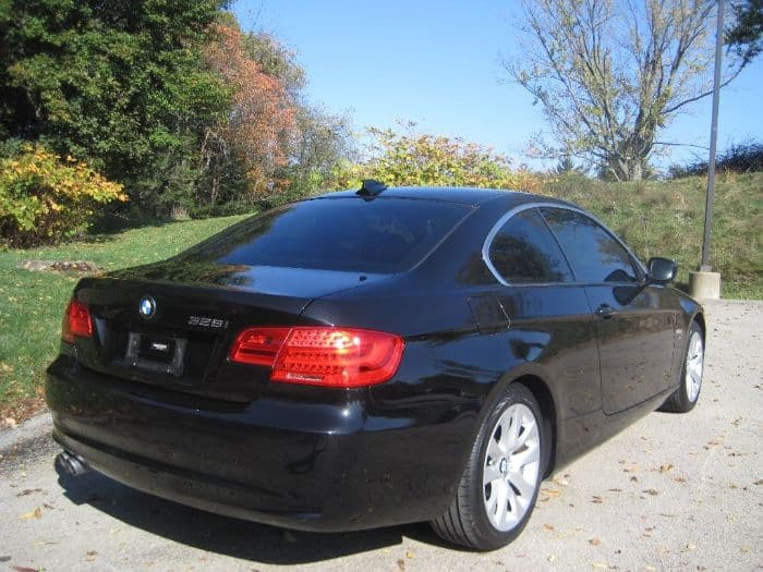 2011 BMW 328I thumbnail 3