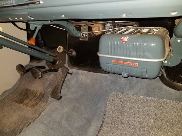 1940 Plymouth P10 thumbnail 11