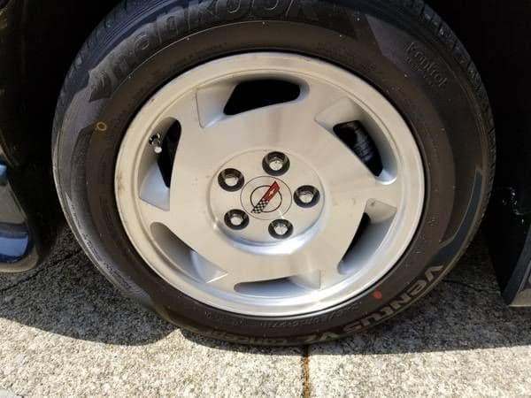 1989 Chevrolet Corvette thumbnail 10