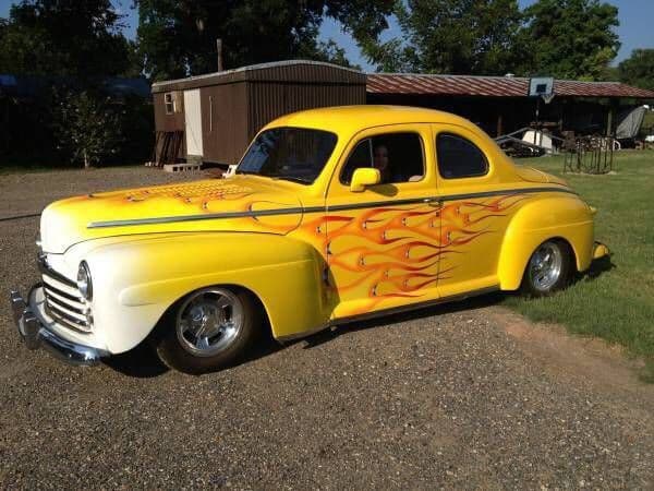 1947 Ford Coupe — photo 1