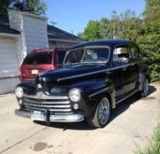 1947 Ford Tudor Deluxe — photo 1