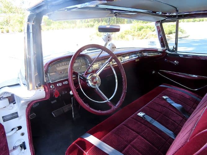 1959 Ford Fairlane 500/Skyliner thumbnail 5