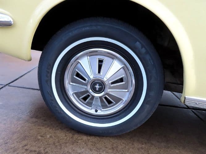 1966 Ford Mustang thumbnail 14