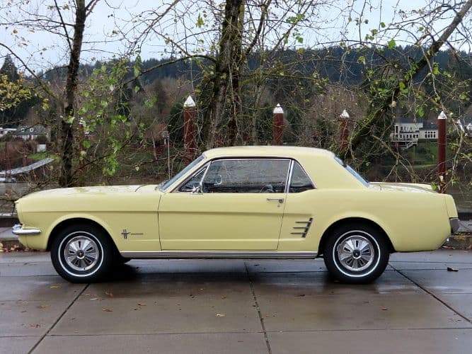 1966 Ford Mustang thumbnail 3