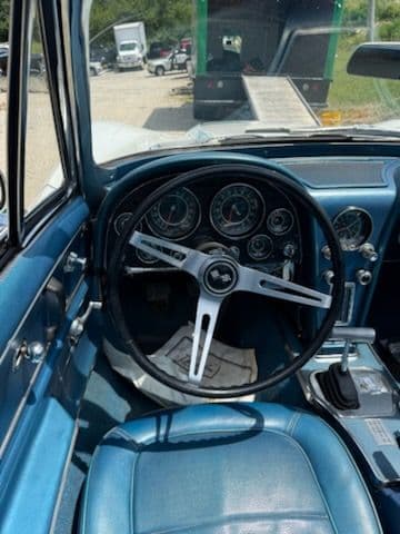 1965 Chevrolet Corvette thumbnail 18