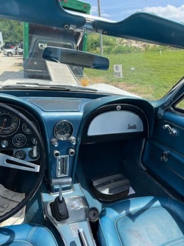 1965 Chevrolet Corvette thumbnail 17