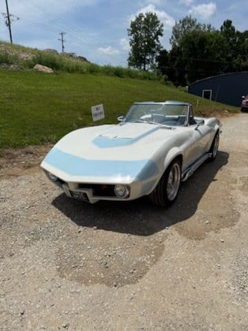 1965 Chevrolet Corvette thumbnail 13