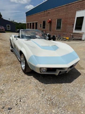 1965 Chevrolet Corvette thumbnail 9
