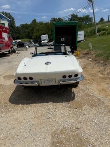 1965 Chevrolet Corvette thumbnail 10