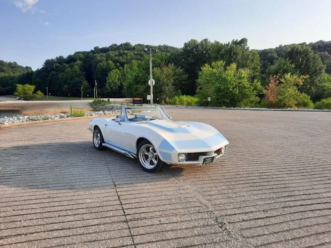 1965 Chevrolet Corvette thumbnail 7