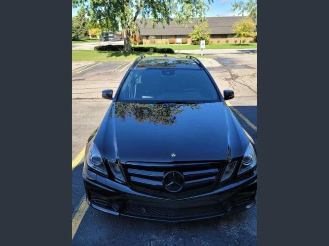 2012 Mercedes Benz E 63 AMG thumbnail 3