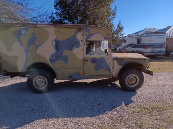 1967 Jeep Military thumbnail 4