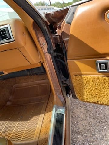 1976 Chrysler Cordoba thumbnail 11