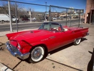 1957 Ford Thunderbird thumbnail 25
