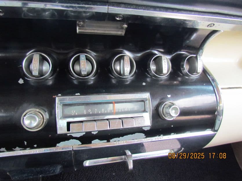 1956 Chrysler Windsor Nassau thumbnail 26