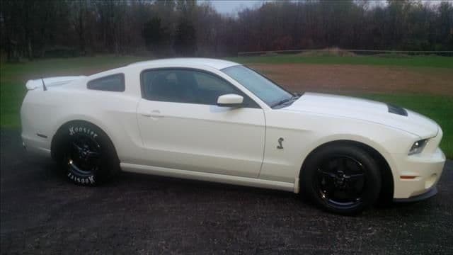 2013 Ford Shelby GT500 thumbnail 3