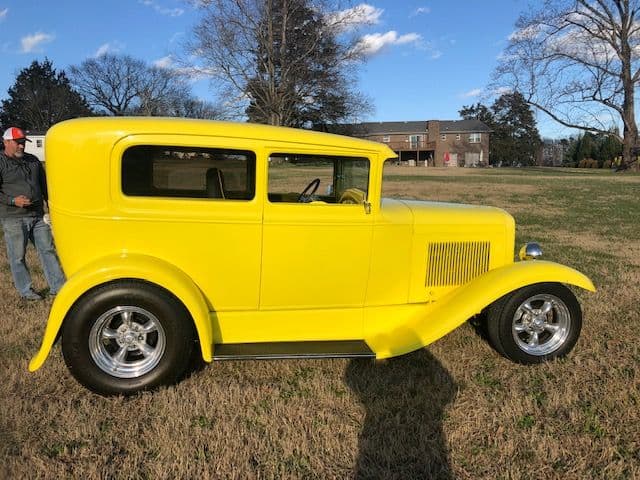 1930 Ford Sedan — photo 1