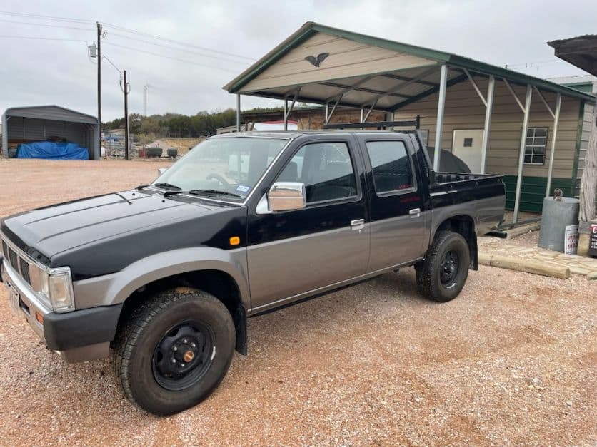 1991 Nissan Pickup — photo 1