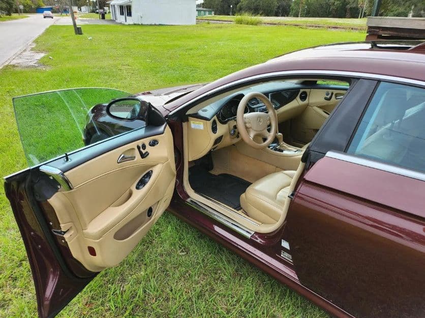 2008 Mercedes Benz CLS550 thumbnail 6