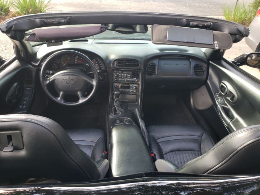 2002 Chevrolet Corvette Convertible thumbnail 5