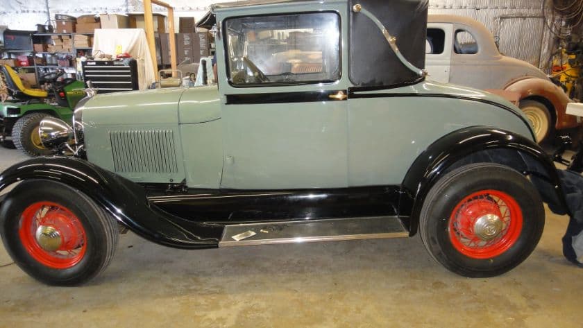 1929 Ford Model A Sport Coupe thumbnail 3