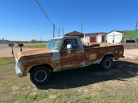 1997 Ford F100 — photo 1