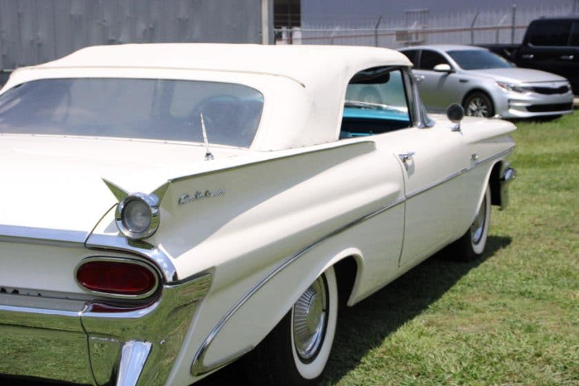 1959 Pontiac Catalina Convertible thumbnail 4